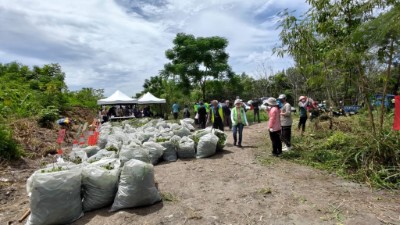 小花蔓澤澤蘭全國防治日宣導活動  除蔓成果豐碩(臺東林區管理處提供)